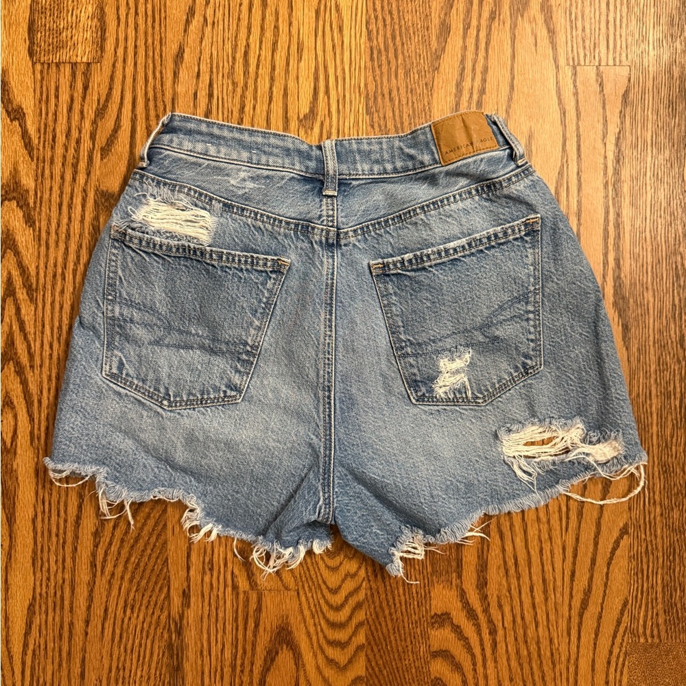 American Eagle Outfitters Light Blue Distressed Denim Shorts - Picture 8 of 8